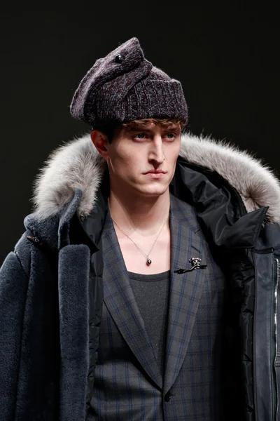 Look 38